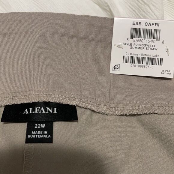 NWT- Alfani - 22W - Picture 6 of 7